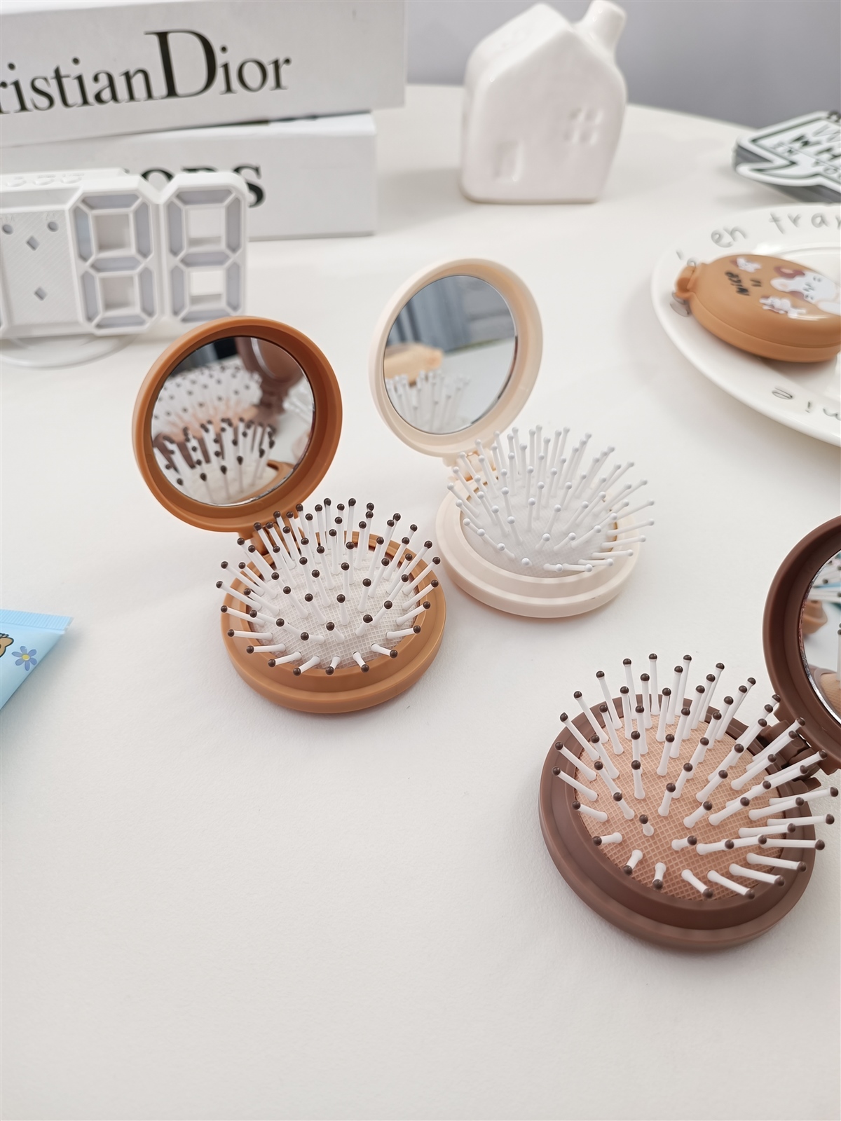 برس آینه تاشو فانتزی - Image 5