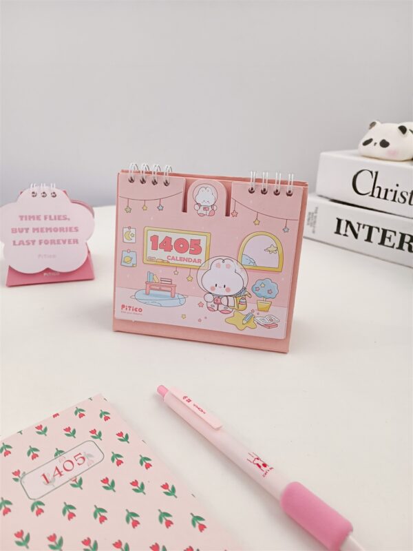 تقویم رومیزی 1405